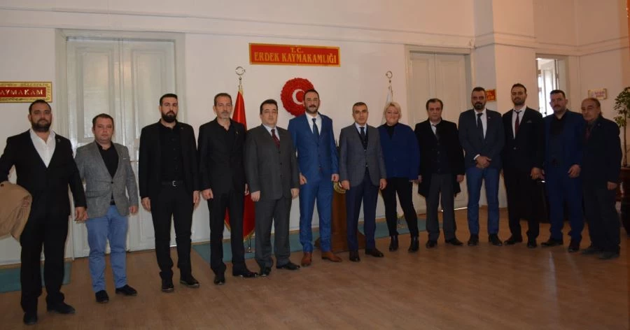 MHP İlçe yönetimi Kaymakam ve Belediye Başkanını ziyaret ettiler