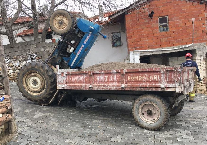 Kepsut’ta traktör kazası: 1 ölü 