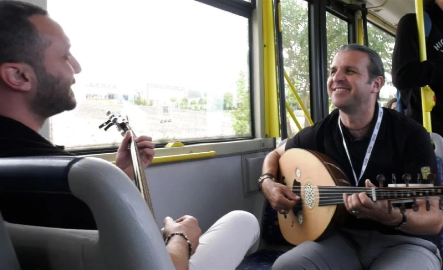 KYK-Kampüs yolcu hattında müzik ziyafeti 