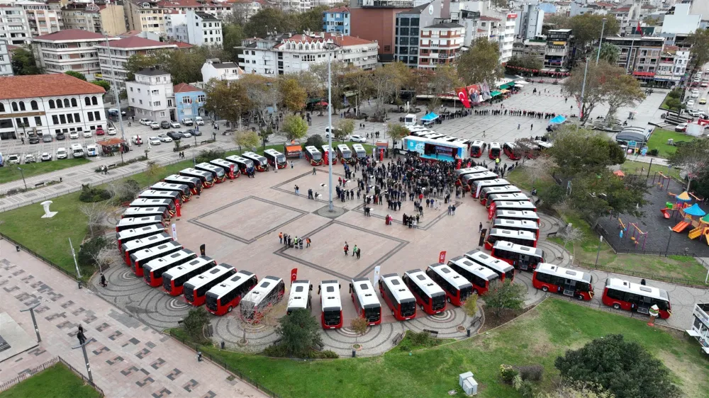 Balıkesir Büyükşehir’den Bandırma’ya 55 yeni otobüs